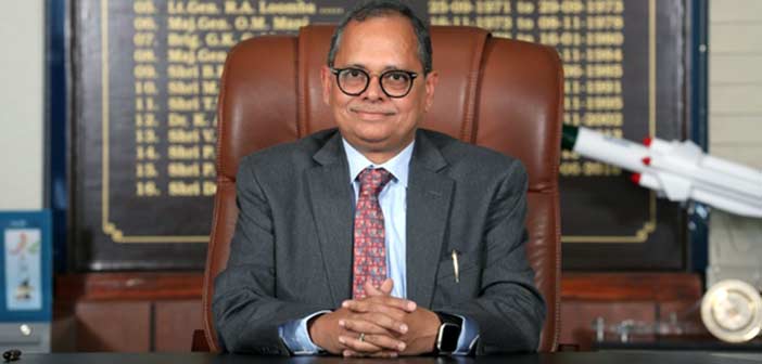 Photo: DK Hota, CMD, BEML