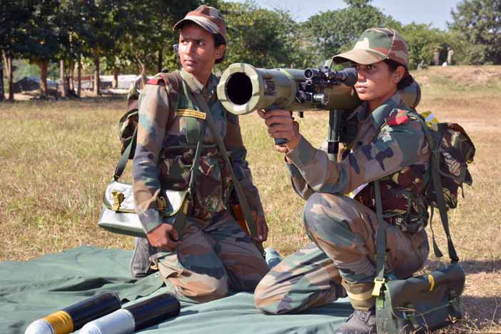 Indian Army soldiers training with Carl Gustaf M4 system.