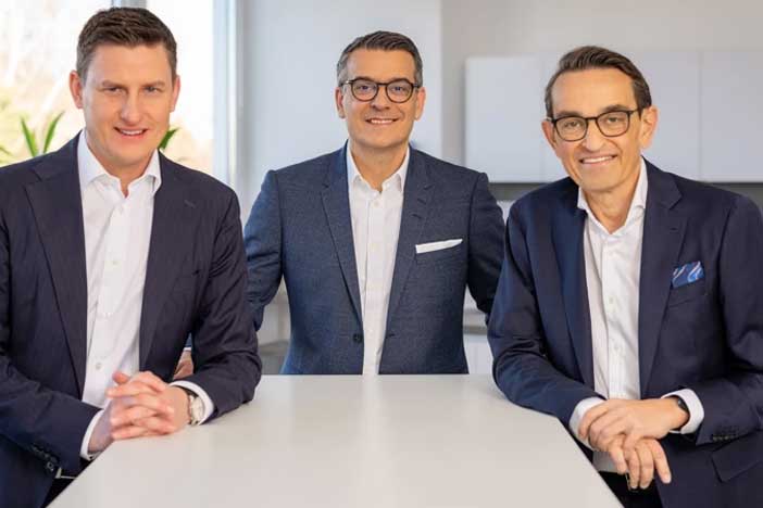 CFO Christian Ladurner (L), CEO Oliver Dörre (Centre), Dr Lars Immisch (R).