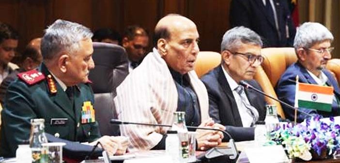 Ran Samwad 2026: Defence Minister Rajnath Singh with India's top military-defence leadership.