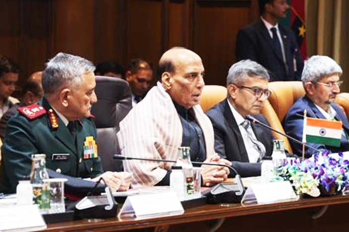 Ran Samwad 2026: Defence Minister Rajnath Singh with India's top military-defence leadership.