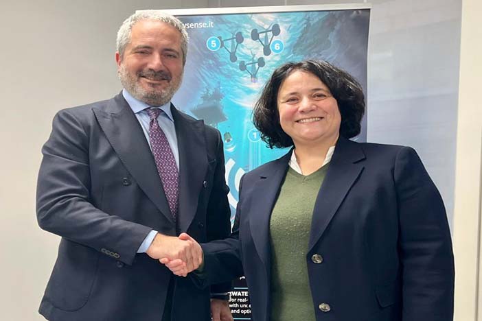 Leonardo's Pierroberto Folgiero (L) with WSense's Chiara Petrioli (R).